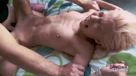 2106057929.gif