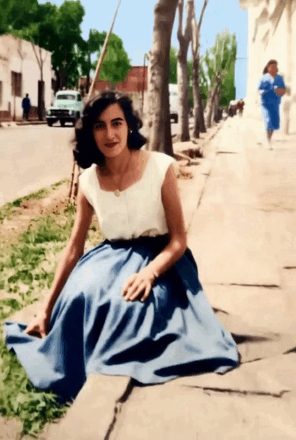 grok-video-00263963-4757-4dd3-81c8-ce5594e75440 (26) (online-video-cutter.com).gif