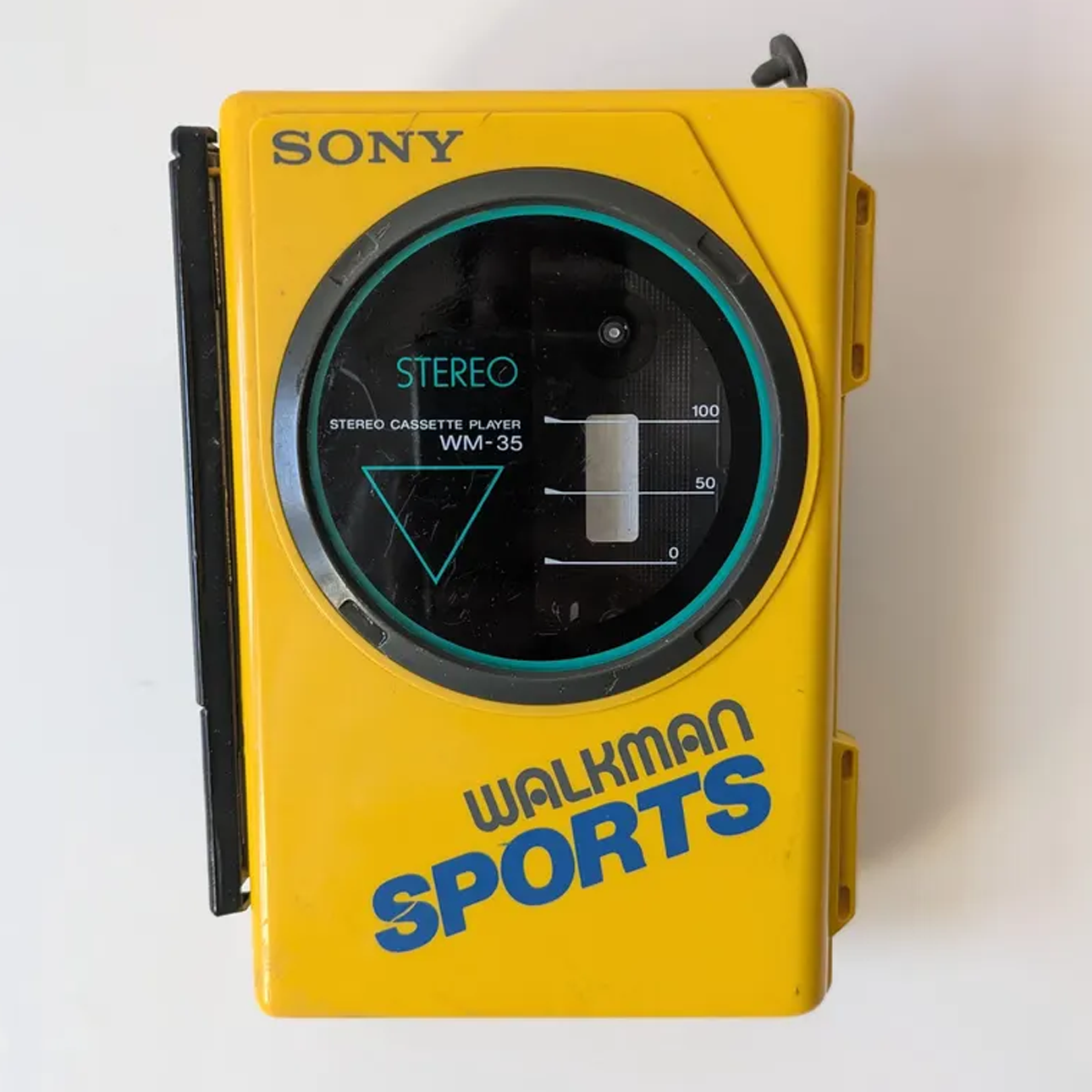 Sony WM-35 Sports Walkman-Yellow.png
