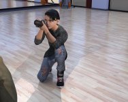 Hunk posing at the gym 07.jpg