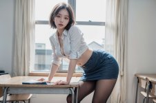 131_93052244_RGTA_2023_09_30_18_26_16_Real_Teacher_Asian_90112778teacher_Asian_00342_66906796.jpg