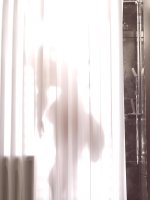 14_Vi_Shower_2.jpg
