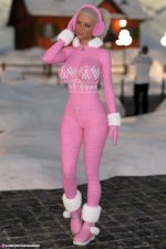 20230206madisonskibunny6592fdd976d15.jpg