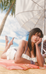 Tifa_beach_bikini.png