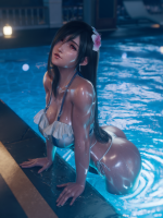 Tifa_pool_cdsbikini1.png