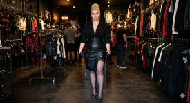 Lisa at fetish store d.png