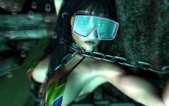 uwchained06.jpg