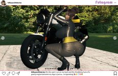 Like and Subscribe - 04 - 15.jpg
