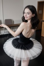 UnrealHeaven_Ballet_Class_035.jpg
