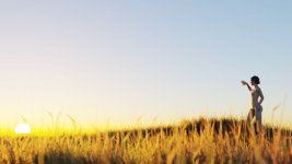 4 Ellie Grass Hill 2.jpg