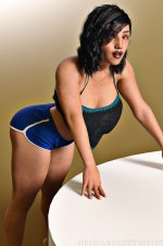hsanayahairpinup2a64a079b24f6a7.jpg