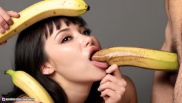 thebananadatabase76694112ad32fa.jpg