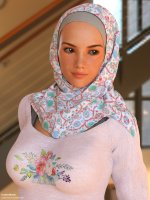 Arini Close-Up 01.jpg