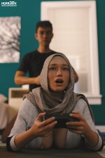 Dina Play 1.jpg