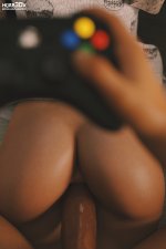 Dina Play 5.jpg